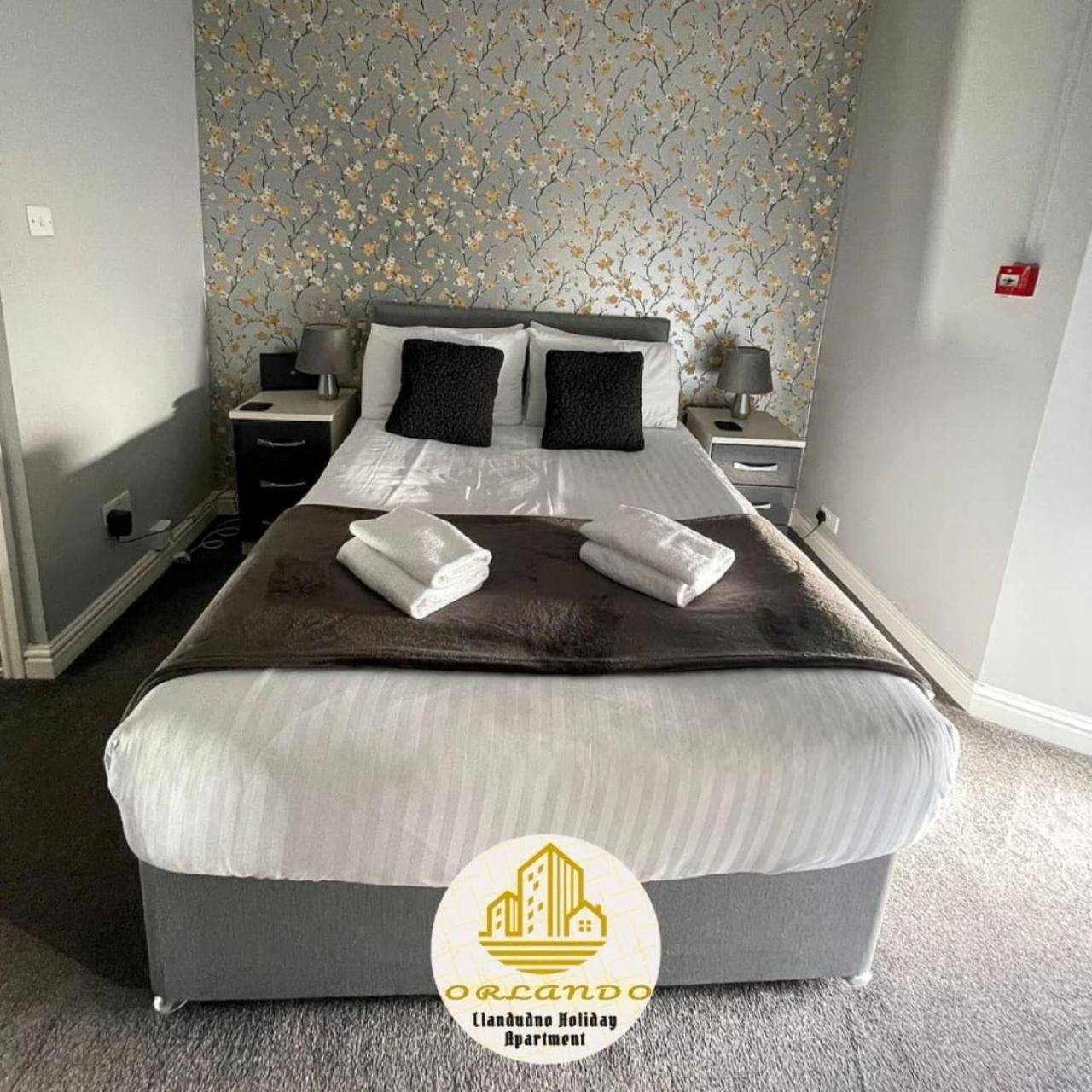 Orlando Llandundo Apartment Llandudno Bagian luar foto